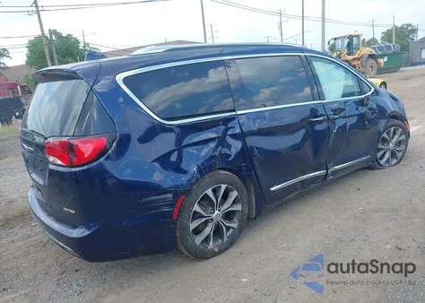 2019 Chrysler Pacifica Limited from USA, damaged, VIN 2C4RC1GG0KR705512